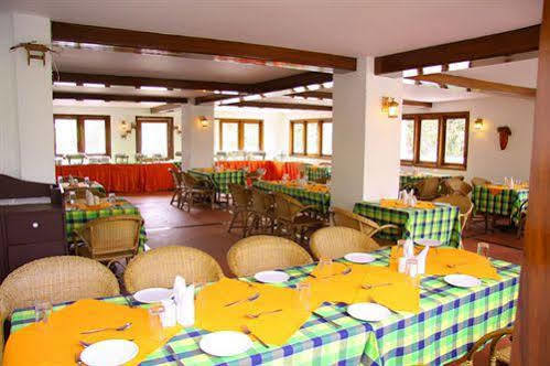 Oak Field Resort Муннар Экстерьер фото